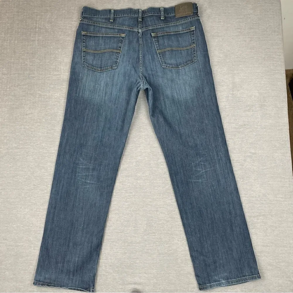 LEE Premium Select Classic Fit Straight Leg Denim Jeans Men’s Size 38x32